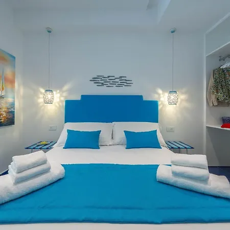 4blu Marine Гостевой дом