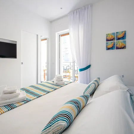 4blu Marine Гостевой дом 4*