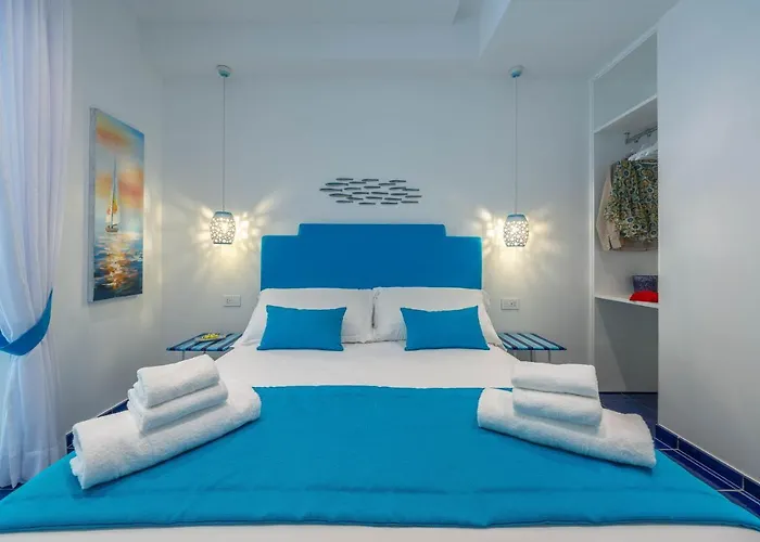 4blu Marine Konukevi